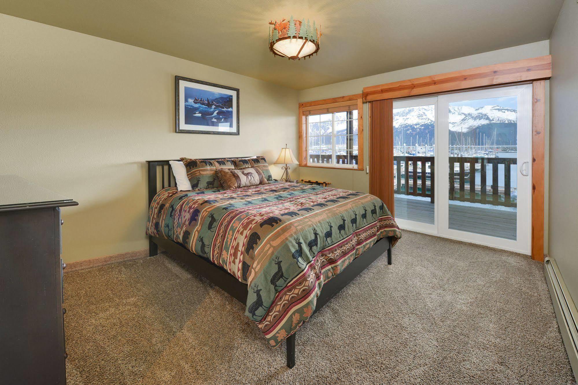 Safari Lodge Seward Bagian luar foto
