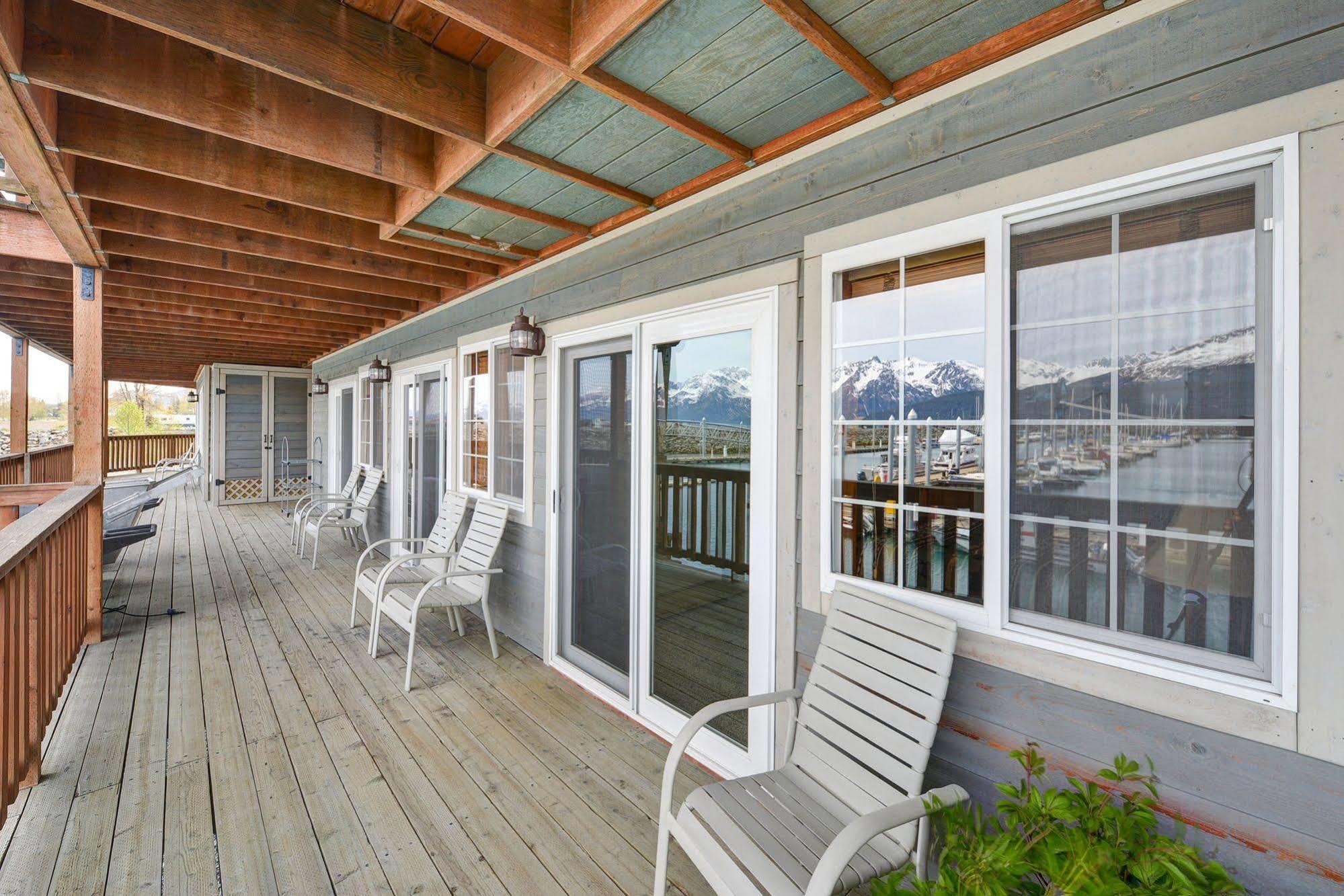 Safari Lodge Seward Bagian luar foto